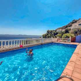 Primary image 1 Apartment With Furnished Terrace, Hotel El Port de la Selva