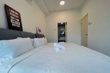 Others Arte Plus by Manhattan Group