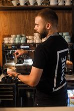 기타 4 TRIBE Krakow Old Town