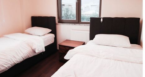 Lain-lain 2 MERAL RESORT 1