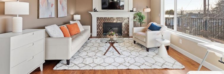 อื่นๆ Renton Lakeside Oasis, Lakeview, 4B 2.5B, Spacious