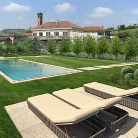 Primary image 1 A Casa Guesthouse, โรงแรม & ที่พัก Castel Rocchero