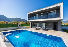 Others 4 Villa Grand Yasar 2 in Ok Ular