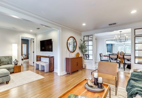 Khác Fenced Yard: Lakeland Home Adjacent to Golf Course