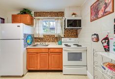 Others 6 Walk to Cornell University: Charming Duplex!