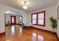 Others 5 Walk to Cornell University: Charming Duplex!