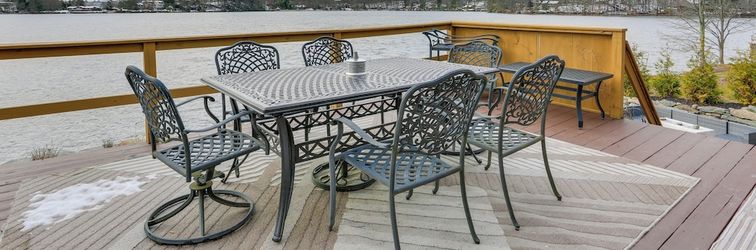 其他 Swim, Hike & Ski: Waterfront Home in White Lake!