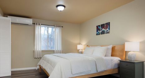 其他 2 Smith Rock Base Camp Sleeps 6!