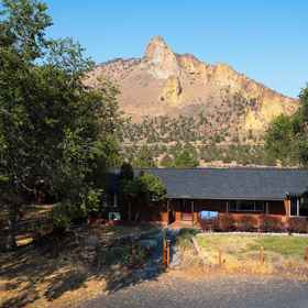 Primary image 1 Smith Rock Base Camp Sleeps 6!, High Desert Sports Complex Hotels