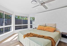 Others 5 Black Shack Burleigh