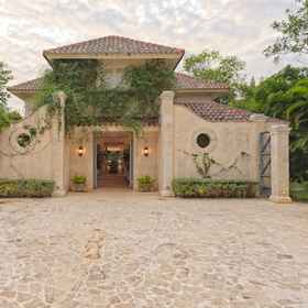 Room 1 Tortuga A2 - Charming Villa in Exclusive Beach and Golf Resort, Hotel Punta Cana