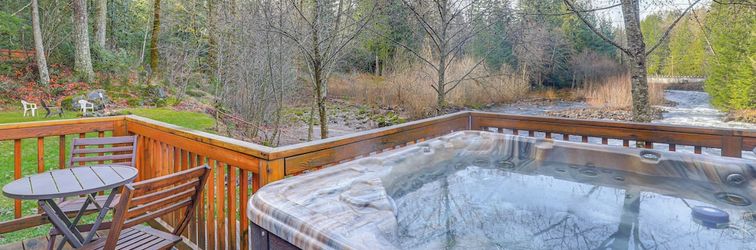 Others Pet-friendly Riverfront Cabin w/ Hot Tub