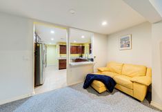 Lain-lain 4 9 Mi to Birch Bay: Duplex w/ Mt Baker Views!