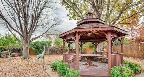 อื่นๆ 2 3 Mi to the Star: Spacious Home w/ Yard + Gazebo!