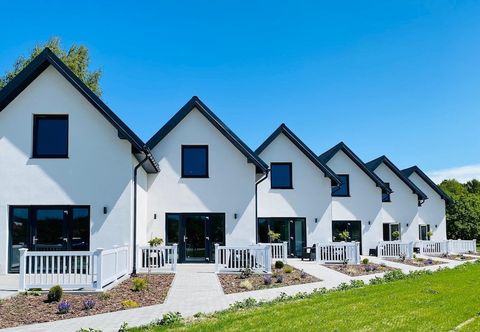 Others Summer House in Jaroslawiec Near Beach