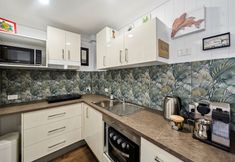 อื่นๆ 2 Beachfront Burleigh Getaway