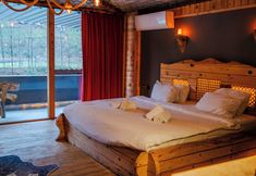 Others 7 Wooden Palace