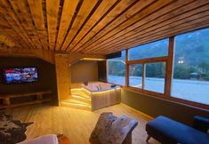 Others 3 Wooden Palace