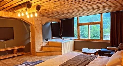 Others 2 Wooden Palace