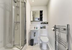 Others 7 Luxury 2 bed Apartment in Canary Wharf - Free Wifi