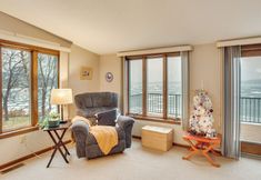 Others 3 Near All-season Trails: Howard Lake Home w/ Dock!