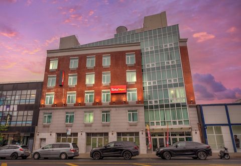 Lain-lain Red Roof PLUS+ Brooklyn - Flatbush Ave