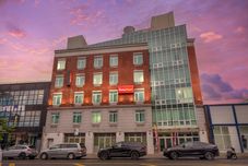 Lain-lain Red Roof PLUS+ Brooklyn - Flatbush Ave