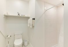 其他 7 Centrally Located & Pet Friendly: Yonkers Studio!