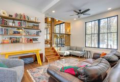 其他 3 Waterfront Studio w/ Loft & Dock Near Narrowsburg!