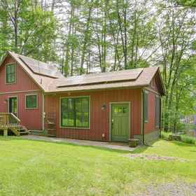 Primary image1Waterfront Studio w/ Loft & Dock Near Narrowsburg!,Brook House Gallery Incorporated飯店