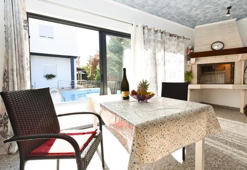 その他 Bright Studio Apartment With Pool View