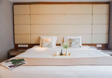 Others Spacious and Homey 1BR at Talang Betutu Apartment near MRT Station