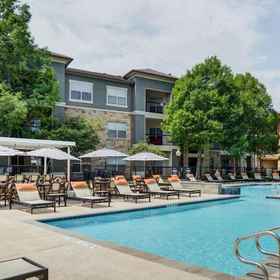 Primary image1River Park West Apartments By Barsala,Fort Bend County Fairgrounds飯店