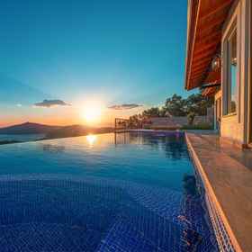 Room 1 阿卡西亚特里亚在卡尔坎贝莱迪耶西, 卡什区 Villas