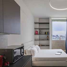 Room 1 シック モダン ロフト - B - BK, スピアナータ デッラクアソラ ホテル