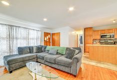 Others 3 4 Mi to Dtwn: Pet-friendly Home in Utica