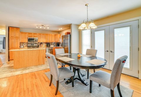 Others 4 Mi to Dtwn: Pet-friendly Home in Utica
