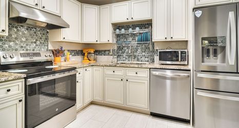 Lainnya 2 3 Mi to Vinoy Park: St Petersburg Gem w/ Patio!