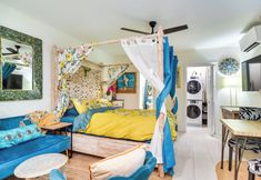 Lainnya 6 3 Mi to Vinoy Park: St Petersburg Gem w/ Patio!