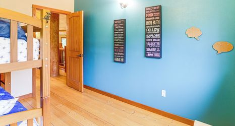 Others 2 11 Mi to Olympic NP: Port Angeles Retreat w/ Deck