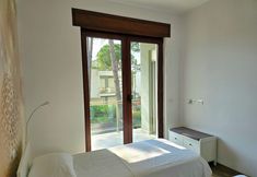 Others 7 Sunny Beach Apartments 300