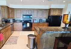 Others 5 Condo Bella Sirena 805 C by Kivoya