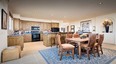 Others 4 Condo Bella Sirena 805 C by Kivoya