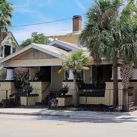 Primary image 1 Palm Villa Hostel, Hillsborough County Hotels