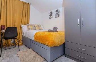 Others 4 Cozy House In Medway-sleeps10-garden-freeparking