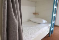 อื่นๆ 7 Terry's home Youth Hostel