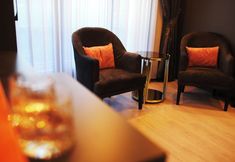 Others 5 One Day Suit Hotel