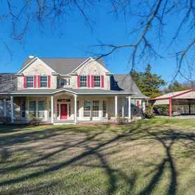 Primary image 1 Serene 50-acre Nature Retreat Near Melissa & Anna, Collin County Hotels