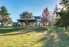 其他 2 Serene 50-acre Nature Retreat Near Melissa & Anna