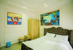 Others 4 Homestead Apartment